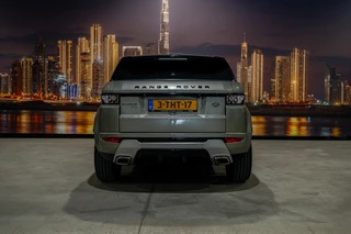 Land Rover Range Rover Evoque 2.0 Si 4WD Prestige / 6