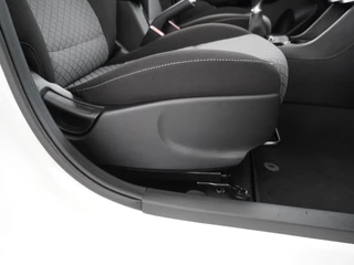 Kia Picanto 1.0 DPI DynamicLine  - Camera - Airco - Radio DAB - AppleCarplay - Android Auto Fabrieksgarantie tot 12-2032 of 150.000km / 39