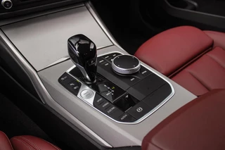 BMW 3-serie Touring 330e High Executive | 1e eigenaar | BTW auto | M-sport stuur | HiFi audio | Sportstoelen | Cruise control adaptief | Grootlichtassistent | Active Guard Plus / 31