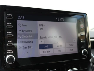 Toyota Corolla Touring Sports 1.8 Hybrid Business  | Navigatie | Stoelverwarming / 39