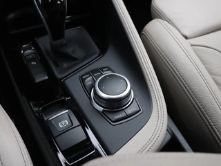 BMW X2 sDrive20i Executive | LEDER | MEMORY | CAMERA | TREKHAAK | CRUISE | NAVI | / 24