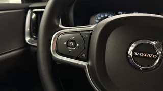 Volvo V60 2.0 B3 Momentum Business ECC NAVI CAMERA CARPLAY LM CRUISE. / 25