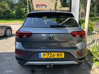 Volkswagen T-Roc 1.0 TSI Life Business  Airco-Ecc/Alu wielen/Mistl./Navigatie / 37