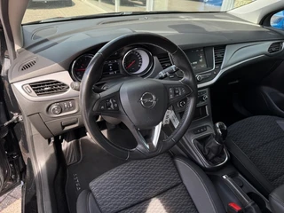 Opel Astra 1.2 Business Edition - NL Auto Cruise Airco Navi Bluetooth / 18