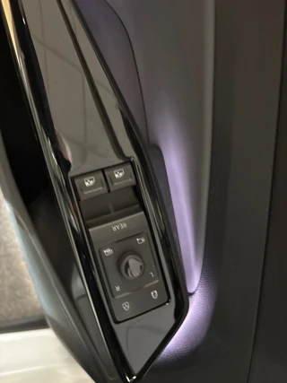 Volkswagen ID.5 Pro 77 kWh / Soh 95,2 / warmtepomp / trekhaak / head up / memory / carplay / 13