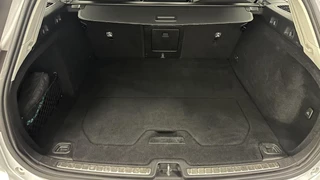 Volvo V60 2.0 B3 Momentum Business ECC NAVI CAMERA CARPLAY LM CRUISE. / 7