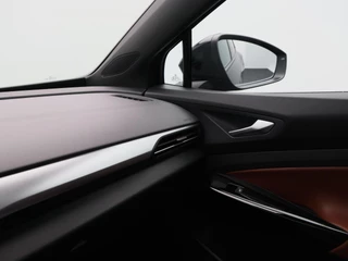 Volkswagen ID.4 First Max 77 kWh | Stoel/Stuurverwarming | Panorama dak | IQ Light | 360 Camera | Adaptive cruise | 21 Inch / 34