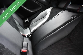 Toyota Yaris 1.5 Hybrid GR Sport JBL/HEAD-UP/LED/CAMERA/STOELVW/VOL! / 35