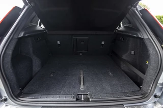 Volvo XC40 1.5 T3 Inscription  | Adaptive Cruise | Trekhaak | Camera / 34