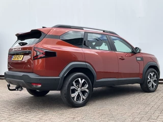 Dacia Bigster 1.2 Mild Hybrid 140 Journey Sleep Pack 360° Trekhaak Carplay / 36
