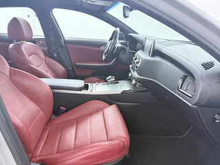 Kia Stinger 2.0 T-GDI GT-Line  - GT-Line - Leer -  Automaat - 256 PK - Panorama dak - Perfecte staat - / 41
