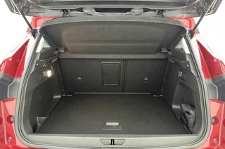 Opel Grandland X 1.2 Turbo Business Executive 130pk | Automaat | Navigatie | Camera | Climate Control | Stoel- Stuurverwarming | Cruise Control | AGR Stoelen / 11