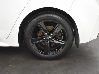 Toyota Corolla 1.8 Hybrid Smart Bi Tone | Head-up | Trekhaak | Stoelverw. / 33