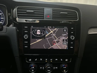 Volkswagen Golf Variant 1.5 TSI 150pk DSG Highline R-Line Stoelverwarming LED Camera Virtual Cockpit / 11