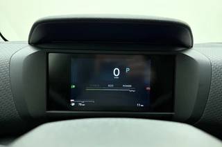 Citroen C4 1.2 Hybrid 145pk Collection Verwarmde Voorruit l Stoelverwarming l Full-LED l TomTom Navigatie l Wireless Apple Carplay & Android Auto l Camera l Parkeersensoren l Lichtmetalen Velgen l Climate Control l Adaptive Cruise Control / 32