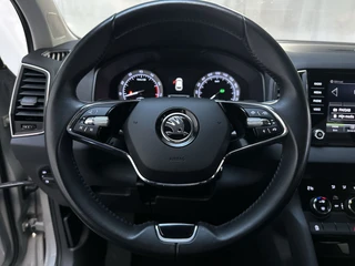Skoda Karoq 1.5 TSI DSG ACT Business Edition Trekhaak Navigatie App-Connect DAB+ / 8