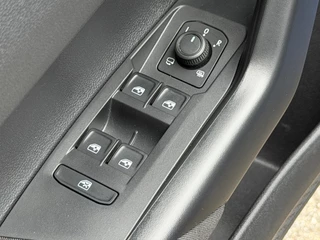 Volkswagen Polo 1.0 TSI Life Climate | Lichtmetalen velgen | Stoelverwarming | Carplay | Navi | Extra getint glas | Rijklaar incl. garantie / 11
