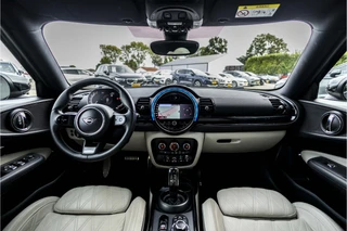 MINI Clubman 1.5 Cooper John Cooper Works  | Pano | 19" | Camera / 34