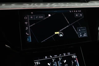 Audi Q8 e-tron 50 quattro 340pk Advanced Edition 95 kWh SOH 100% Camera Memory ACC HUD Stoelverwarming Keyless Navigatie / 25