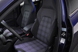 Volkswagen Golf 1.4 eHybrid GTE  Panorama, Apple carplay, Navigatie / 20