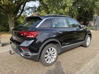 Volkswagen T-Roc 1.5 TSI Sport | DSG | Camera | Keyless | Virtal Cockpit | Led | / 24