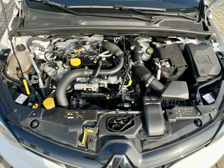 Renault Clio 1.0 TCe 90 Evolution  | Lichtmetaal | Parkeersensoren | Dodehoek | Navigatie | Airco | Cruise Control | Chrome Pakket | Elektrische Ramen | Getint Glas | NL Auto | BTW Auto | Apple CarPlay/Android Auto / 13