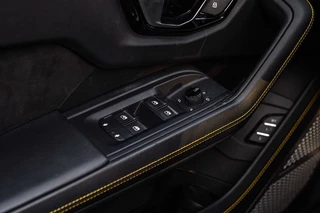 Lamborghini Urus 4.0 V8 650 PK Pano Keramisch B&O Advanced Massage Luchtvering 360 Camera ACC 22'' / 55