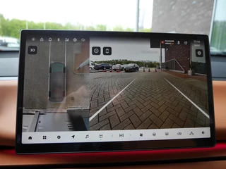 Leapmotor C10 Design REEV 28.4 kWh | Trekhaak | Full options | Stuurverwarming | Stoelverwarming en koeling | Elektrisch verstelbare voorstoelen | Navigatie | Keyless entry & start | 20 inch lichtmetalen velgen | Led verlichting / 24