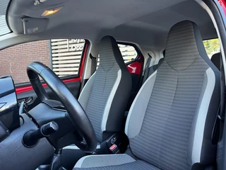 Toyota Aygo 1.0 VVT-i x-otic STOELVERWARMING CAMERA AIRCO EL-SPIEGELS LM-VELGEN 4S-BANDEN / 8
