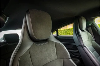 Porsche Taycan 4S Performance 93 kWh Vierwielbesturing Innodrive Matrix Bose / 19