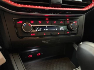 SEAT Ibiza 1.0 EcoTSI FR Black Edition DSG|115PK|FULL LED|Facelift|Virtual| Navi | ACC | CarPlay | 17" | PDC v + a | Carplay / 12