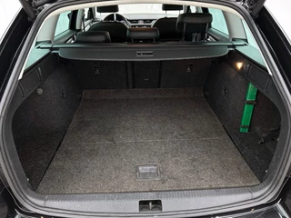 Škoda Octavia Combi 1.5 TSI Greentech Ambition Stoelverwarming | Navigatie | Parkeersensoren | Airco / 26