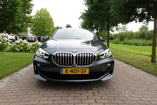 BMW 1 Serie 118i High Executive M-Sport  | Panodak | Stoelverw. | LED | DAB | Camera | BTW | / 9