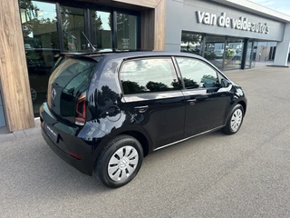 Volkswagen up! 1.0 65pk Move Up! Cruise | Stoelverwarming | Camera | 4-season | Mistlampen | Bluetooth | Rijklaar incl. 1 jaar Bovag garantie / 6