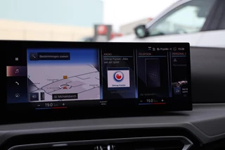 BMW 3-serie 320e|Automaat|Plug in hybride|Camera|Leer|Cruise control|Apple carplay/Android auto| / 10