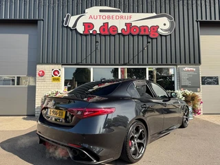 Alfa Romeo Giulia 2.9 V6 QUADRIFOGLIO Carbon pakket Sparco kuipstoelen Carplay Perfect onderhouden! / 22