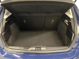 Ford Focus 1.0 EcoBoost Trend Edition Business CAMERA CARPLAY NAVI LM. / 35
