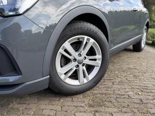 Audi Q3 35 TFSI Advanced Pro Line | Blind Spot | Adaptive | / 2
