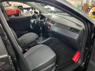 Seat Arona 1.0 TSI Xcellence Launch Edition / Navi /Apple Carplay / 14