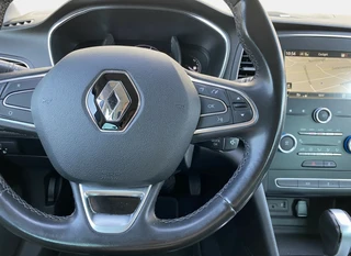 Renault Mégane Estate 1 .3 TCe Bose 160 pk AUT. | navigatie | cruise control | trekhaak | bose audio | keyless | privacy glas / 25