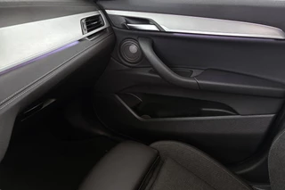 BMW X2 xDrive25e M Sport Panoramadak Head-Up Harman Kardon Elektrische Stoelen / 45