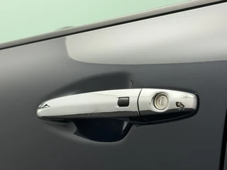 Kia e-Niro DynamicPlusLine 64 kWh SOH 95,4% | Trekhaak |Schuif/Kanteldak | Camera | Stoel/Stuurverwarming | Carplay&Android / 40