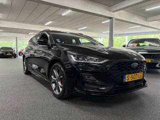 Ford Focus Wagon 1.0 EcoBoost Hybrid ST Line Style/ NL auto/ Achteruitrijcamera/ Sensoren / 7