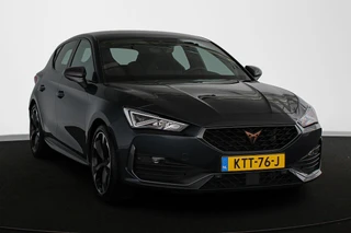 CUPRA Leon Sportstourer 1.4 e-Hybrid Business / 2