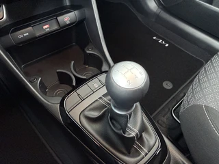 Kia Picanto 1.0 GDi DynamicPlusLine  Navigatie - Achteruitrijcamera - Apple & Android Carplay -Cruise control- LM Velgen Nieuw uit  voorraad leverbaar / 31