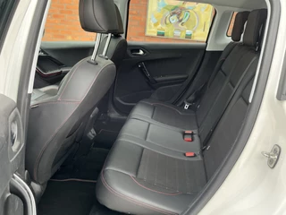 Peugeot 2008 PureTech 110 GT-line  | Trekhaak | Carplay/Android Auto | Panoramadak | / 10