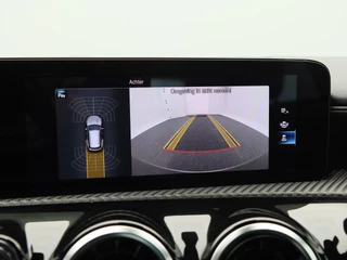 Mercedes-Benz CLA-klasse Shooting Brake 180 Business Solution 136 Pk Automaat | Stoelverwarming | Camera | Cruise Control | CarPlay | Climatronic | 16 Inch | 97.722 Km !! / 27