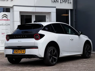 Lancia Ypsilon 1.2 Turbo Hybrid LX 110pk 360 Camera | Navigatie By App | Adaptive Cruise | Climate control / 2