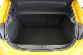 Peugeot 208 1.2 PureTech Allure  Panoramadak Navigatie Full-led 24 Maanden garantie* (Vraag naar de voorwaarden) / 26