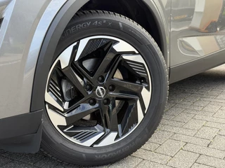 Nissan Qashqai N-Connecta 1.3 MHEV 158PK Xtronic Automaat Navigatie, Rondomzichtcamera, Keyless, Panoramadak, Elektrische Kofferklep, Cold Pack / 2